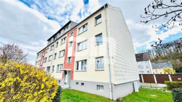 Helle modernisierte Wohnung im 1. OG eines gepfl. Mehrfamilienhauses mit Garage und Kellerraum, 37318 Arenshausen, Etagenwohnung